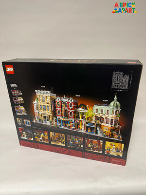 LEGO building set packaging with detailed illustrations on a white background
