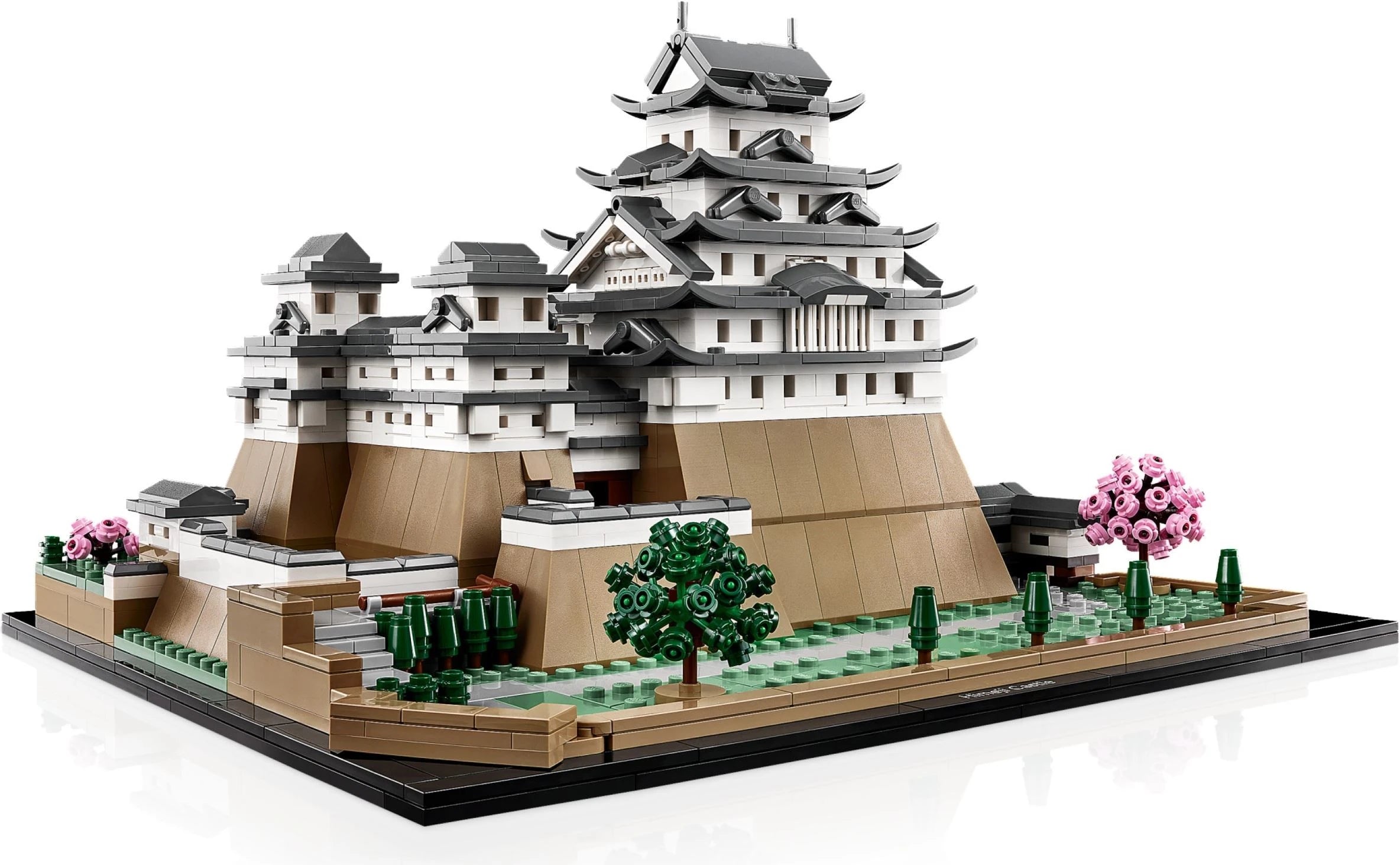 LEGO® 21060 Architecture Himeji Castle alternate image 3