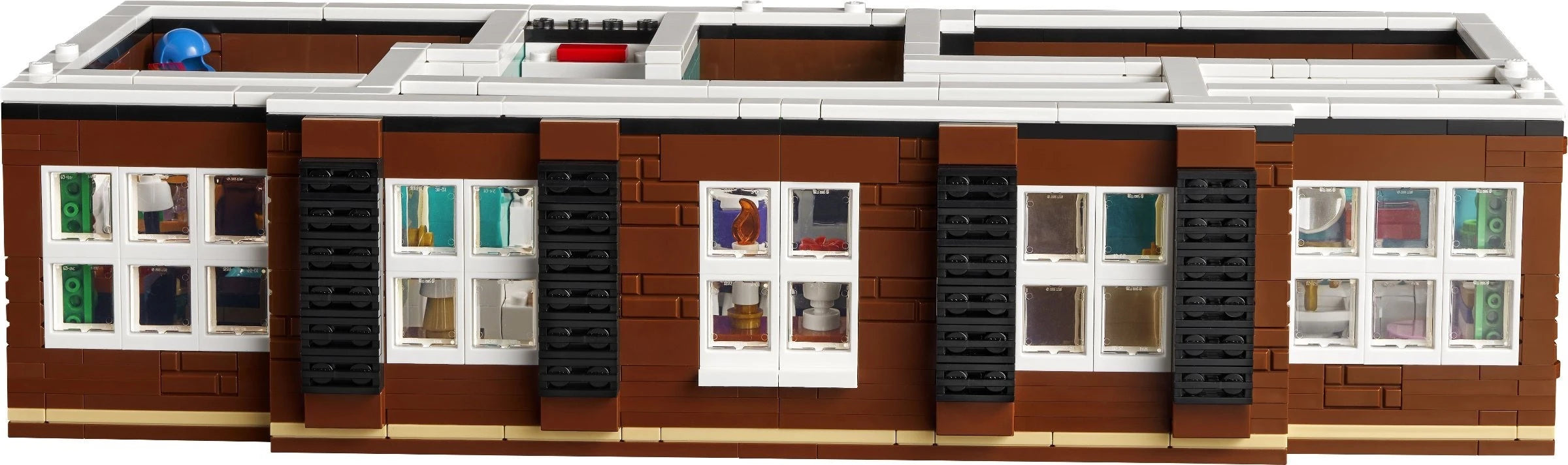 LEGO® 21330 Ideas Home Alone alternate image 17