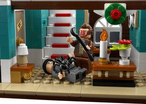 LEGO® 21330 Ideas Home Alone alternate image 4