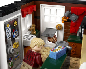 LEGO® 21330 Ideas Home Alone alternate image 5