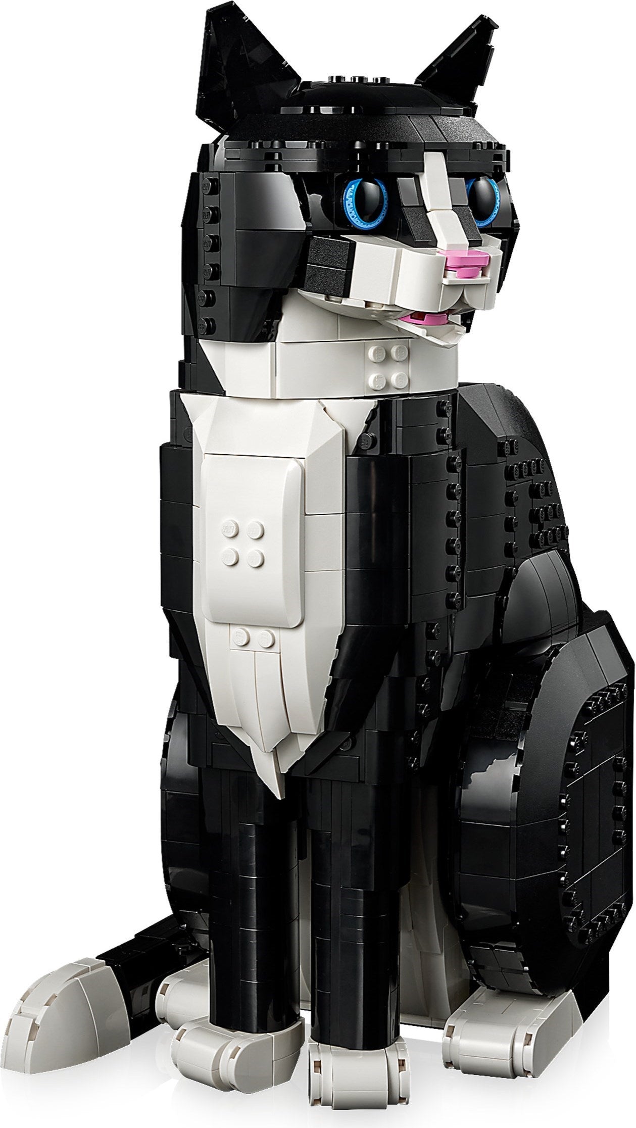 Black and white cat model made from interlocking bricks on a white background